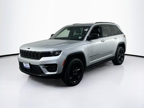 Silver Zynith 2023 Jeep Grand Cherokee Altitude