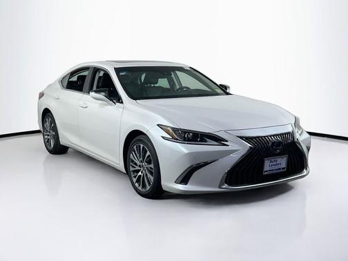 Eminent White Pearl 2021 Lexus ES 250 Base