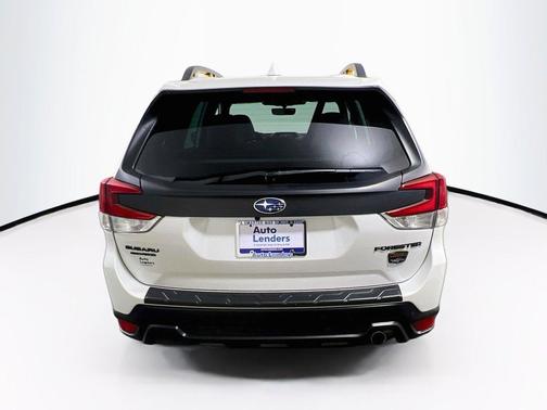 Crystal White Pearl 2023 Subaru Forester Wilderness