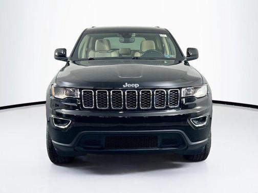 2022 Jeep Grand Cherokee Laredo