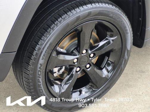 Silver Zynith 2025 Jeep Grand Cherokee L Limited