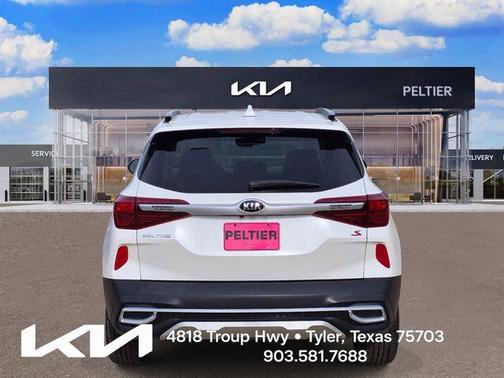 Snow White Pearl 2021 Kia Seltos S