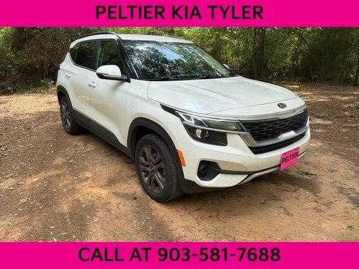 Snow White Pearl 2021 Kia Seltos S