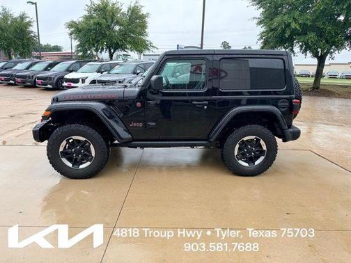 Black Clearcoat 2022 Jeep Wrangler Rubicon