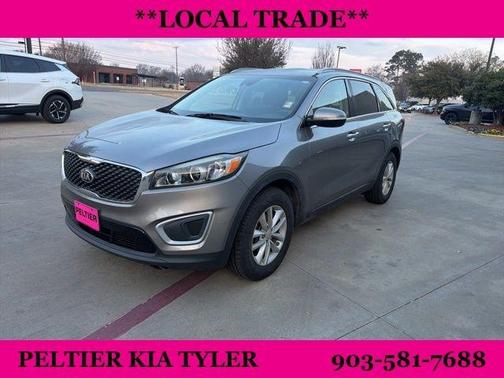 2018 Kia Sorento LX