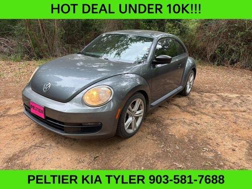 Platinum Gray Metallic 2012 Volkswagen Beetle 2.5L