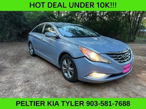 2011 Hyundai SONATA Limited