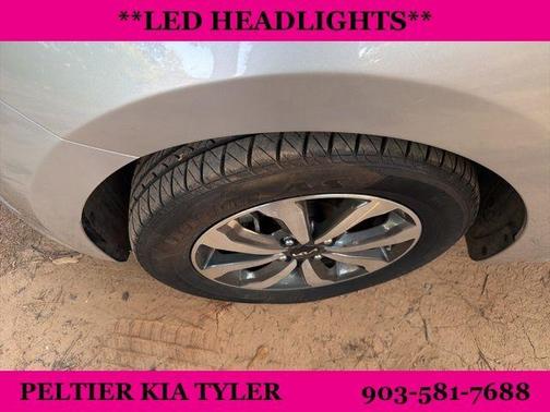 Silky Silver 2022 Kia Rio S