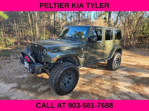 2016 Jeep Wrangler Unlimited Sahara