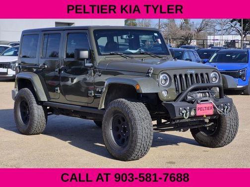 2016 Jeep Wrangler Unlimited Sahara