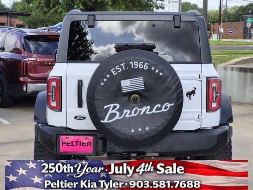Oxford White 2024 Ford Bronco Wildtrak