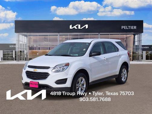 Summit White 2017 Chevrolet Equinox LS