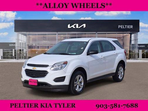 Summit White 2017 Chevrolet Equinox LS