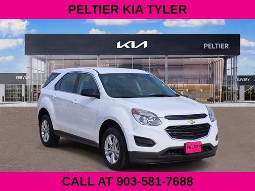 Summit White 2017 Chevrolet Equinox LS