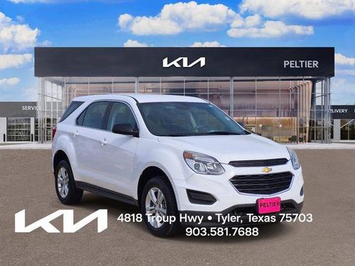 Summit White 2017 Chevrolet Equinox LS