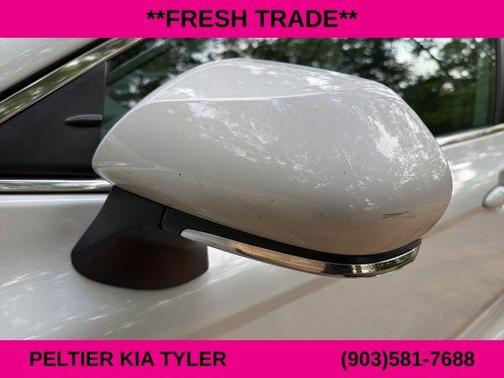 Ice Edge 2022 Toyota Camry SE