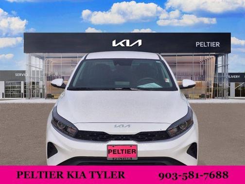 Snow White Pearl 2024 Kia Forte LXS
