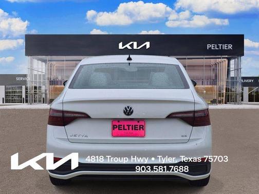Opal White Pearl Effect 2023 Volkswagen Jetta 1.5T SE