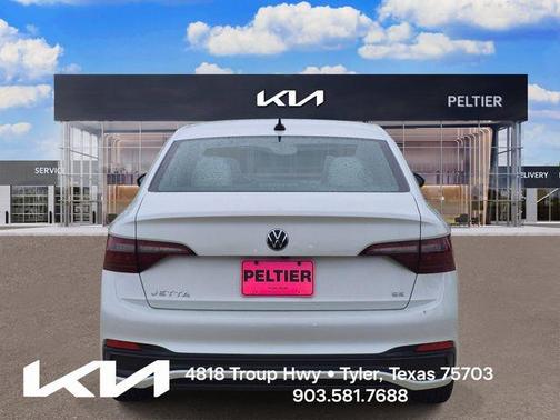 Opal White Pearl Effect 2023 Volkswagen Jetta 1.5T SE