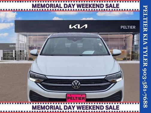 Opal White Pearl Effect 2023 Volkswagen Jetta 1.5T SE