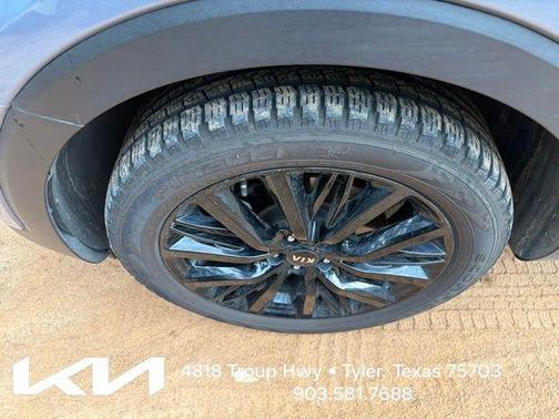 Everlasting Silver 2021 Kia Telluride SX