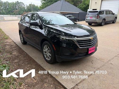 Mosaic Black Metallic 2024 Chevrolet Equinox LS
