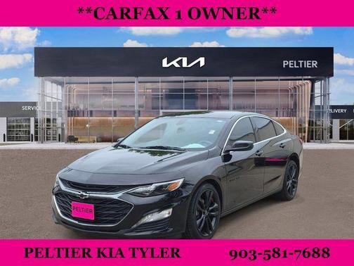 Mosaic Black Metallic 2022 Chevrolet Malibu LT