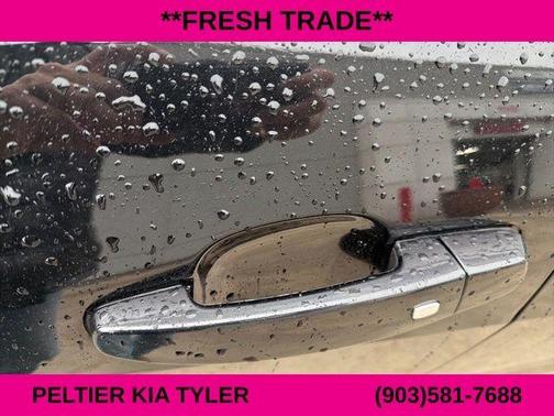 Mosaic Black Metallic 2022 Chevrolet Malibu LT