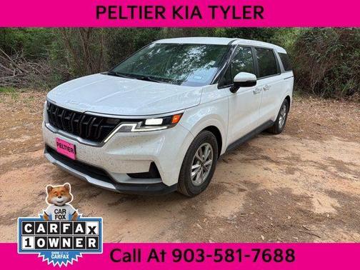 2024 Kia Carnival LX