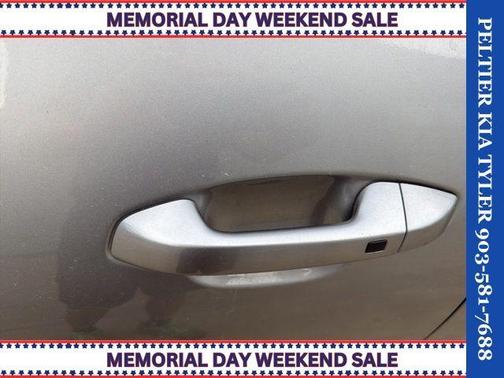 Steel Gray 2023 Kia Seltos EX