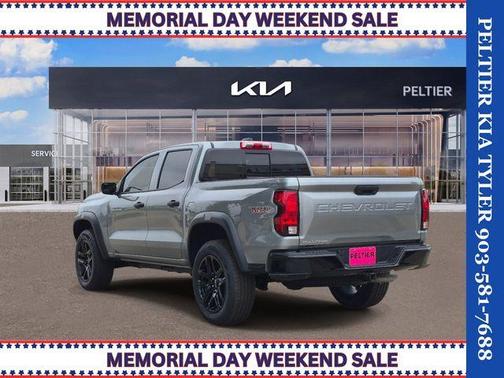 Sterling Gray Metallic 2024 Chevrolet Colorado Trail Boss