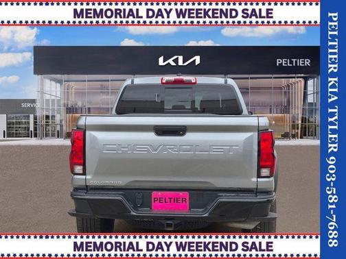 Sterling Gray Metallic 2024 Chevrolet Colorado Trail Boss