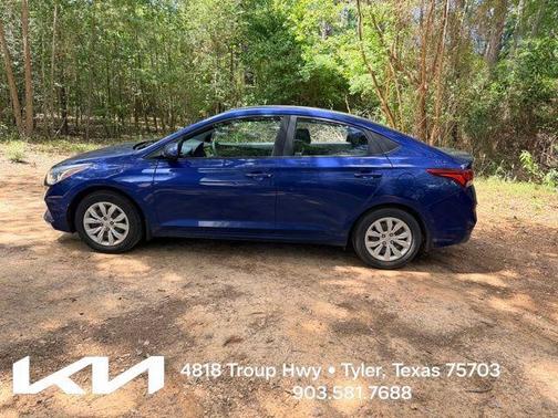 Admiral Blue Pearl 2020 Hyundai Accent SE