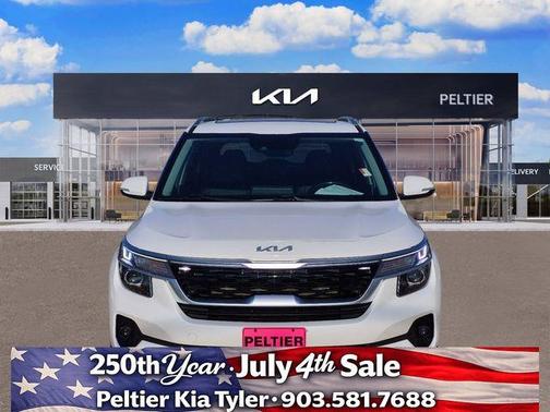 Snow White Pearl 2022 Kia Seltos EX