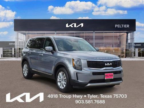 Everlasting Silver 2022 Kia Telluride LX