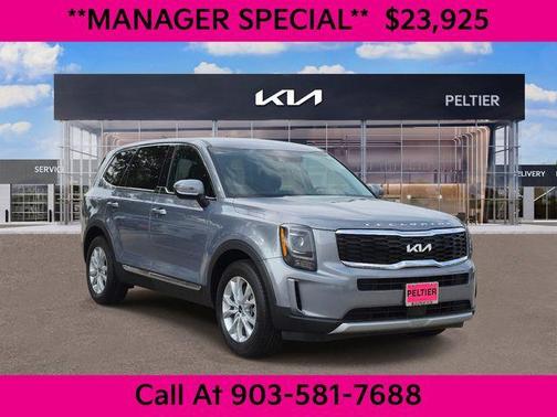 Everlasting Silver 2022 Kia Telluride LX