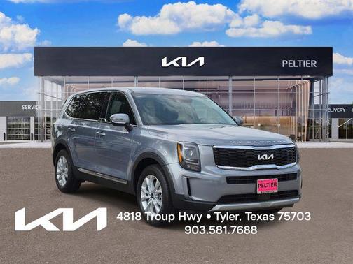 Everlasting Silver 2022 Kia Telluride LX