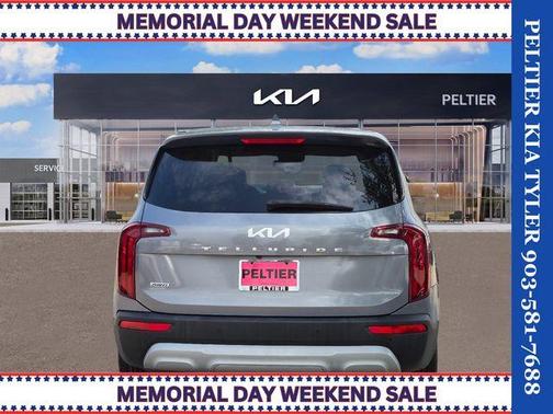 Everlasting Silver 2022 Kia Telluride LX