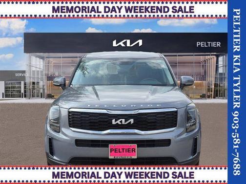 Everlasting Silver 2022 Kia Telluride LX