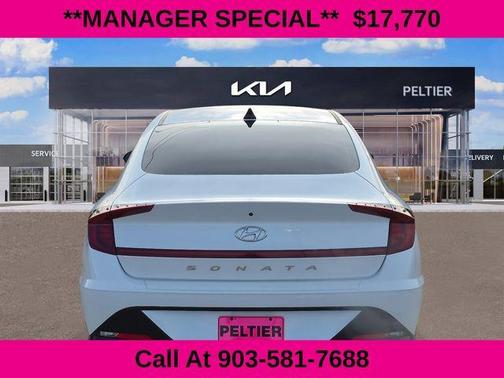 2022 Hyundai SONATA SEL