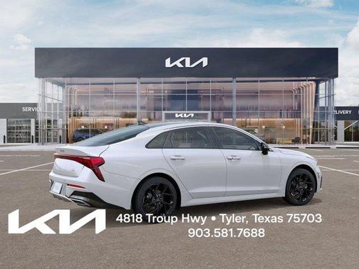 Snow White Pearl 2026 Kia K5 GT-Line