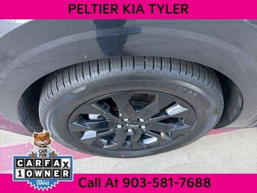 2024 Kia Carnival SX