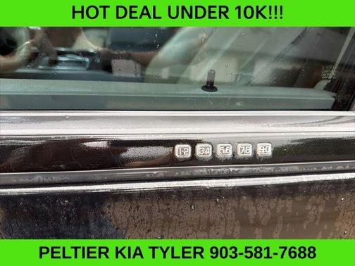 Tuxedo Black Metallic 2011 Ford Expedition XLT