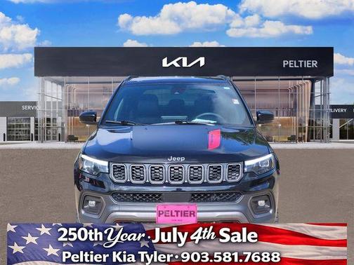 Diamond Black 2025 Jeep Compass Trailhawk