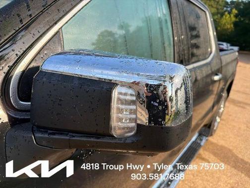 Onyx Black 2024 GMC Sierra 1500 SLT
