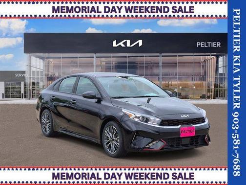 Aurora Black Pearl 2024 Kia Forte GT-Line