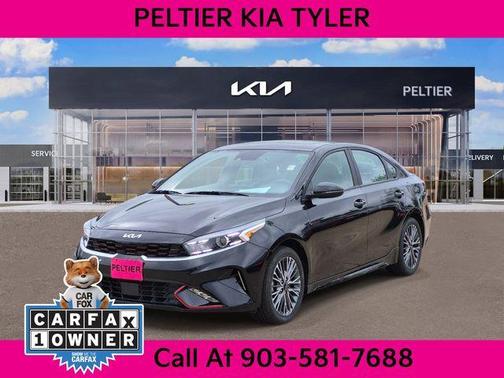 Aurora Black Pearl 2024 Kia Forte GT-Line