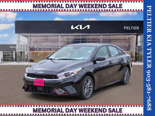 Aurora Black Pearl 2024 Kia Forte GT-Line
