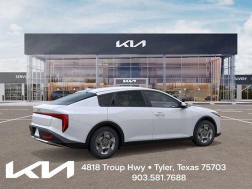 Snow White Pearl 2026 Kia K4 LX