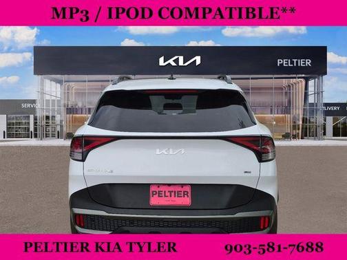 Glacial White Pearl 2023 Kia Sportage X-Line
